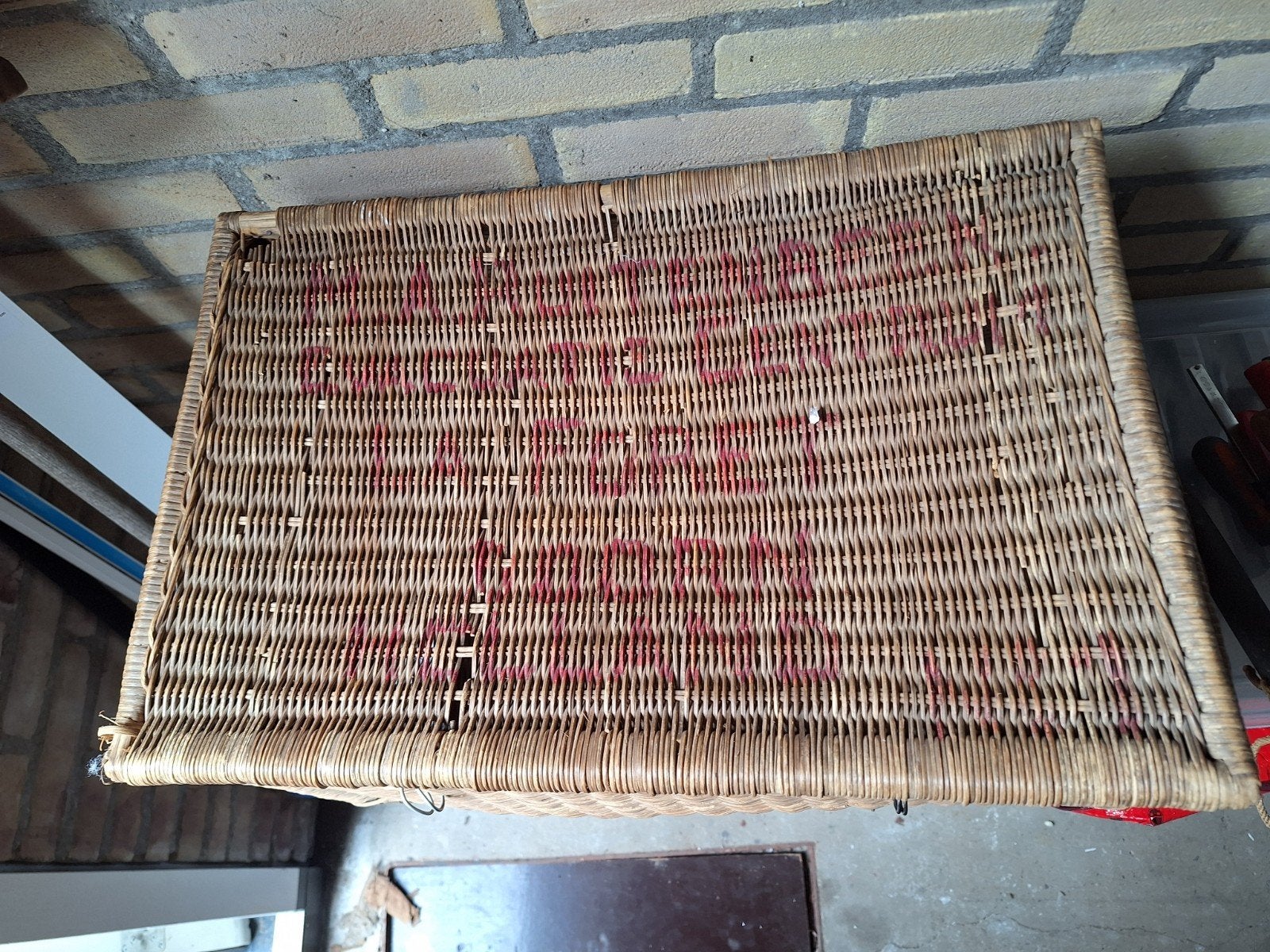 Vintage rieten mand gebruikt voor de evacuatie tijdens WO2, Antiek en Kunst, Ophalen