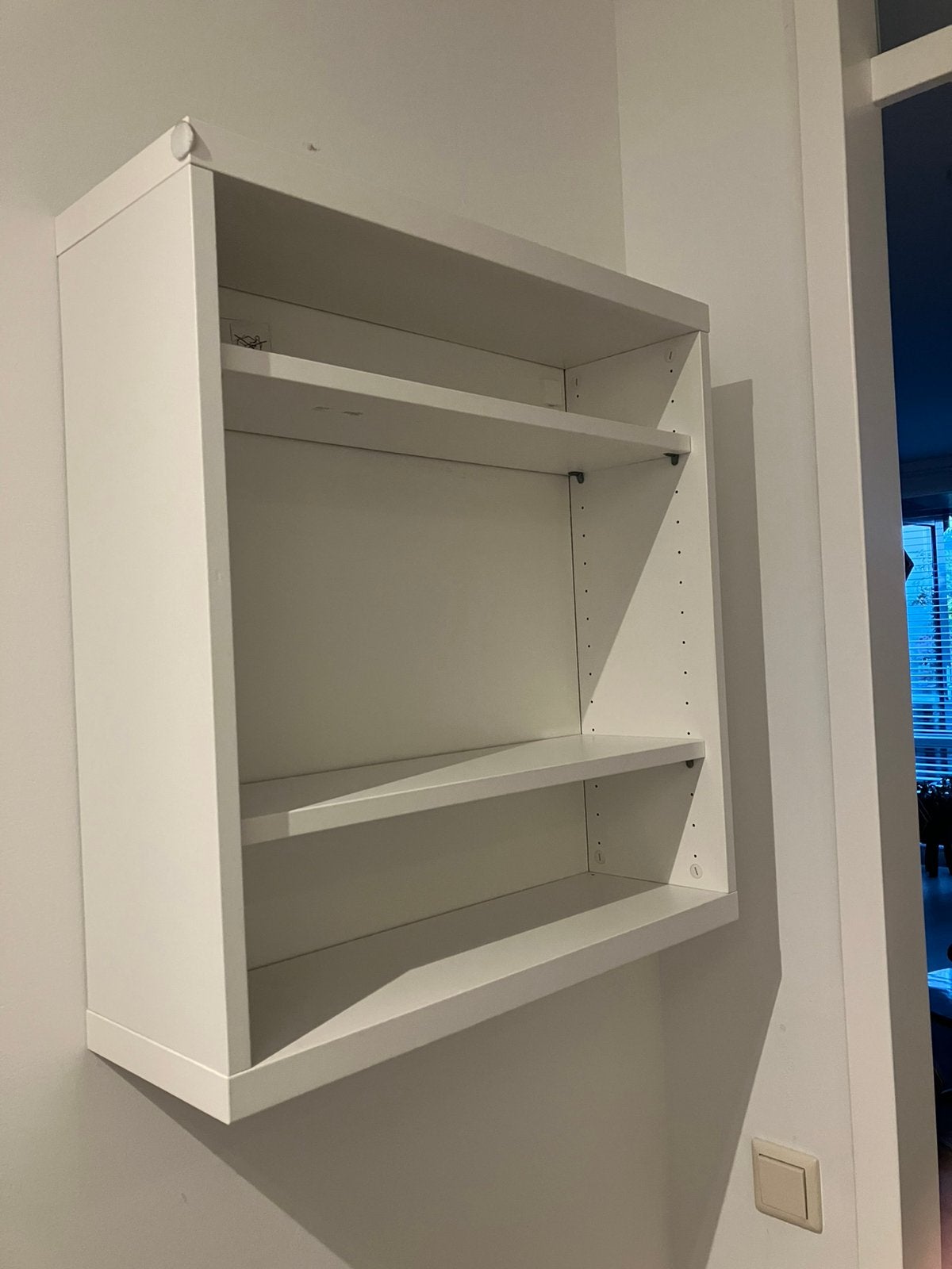 Hangkastje met verstelbare planken, Ophalen, 50 tot 100 cm, Zo goed als nieuw, Minder dan 100 cm