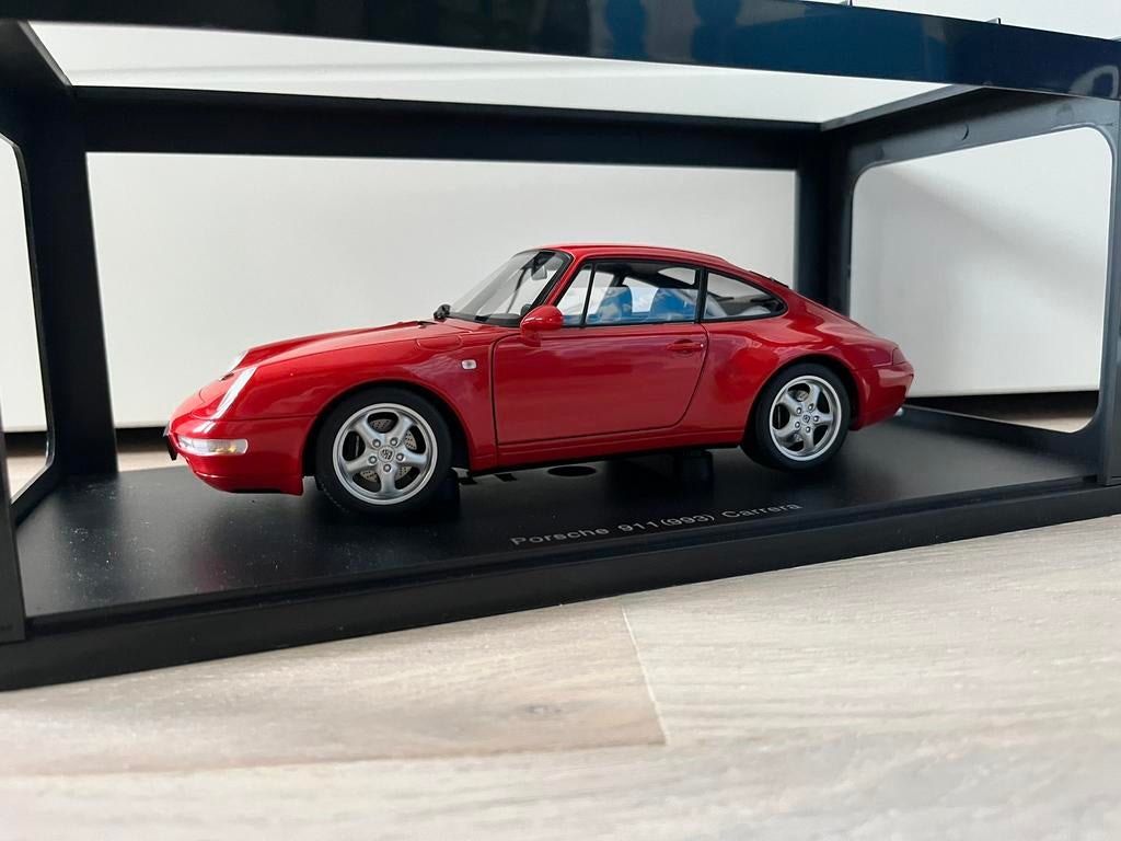 Porsche 993 Carrera 1995 #78132 Autoart 1:18, Hobby en Vrije tijd, Modelauto's | 1:18, Ophalen of Verzenden, Zo goed als nieuw