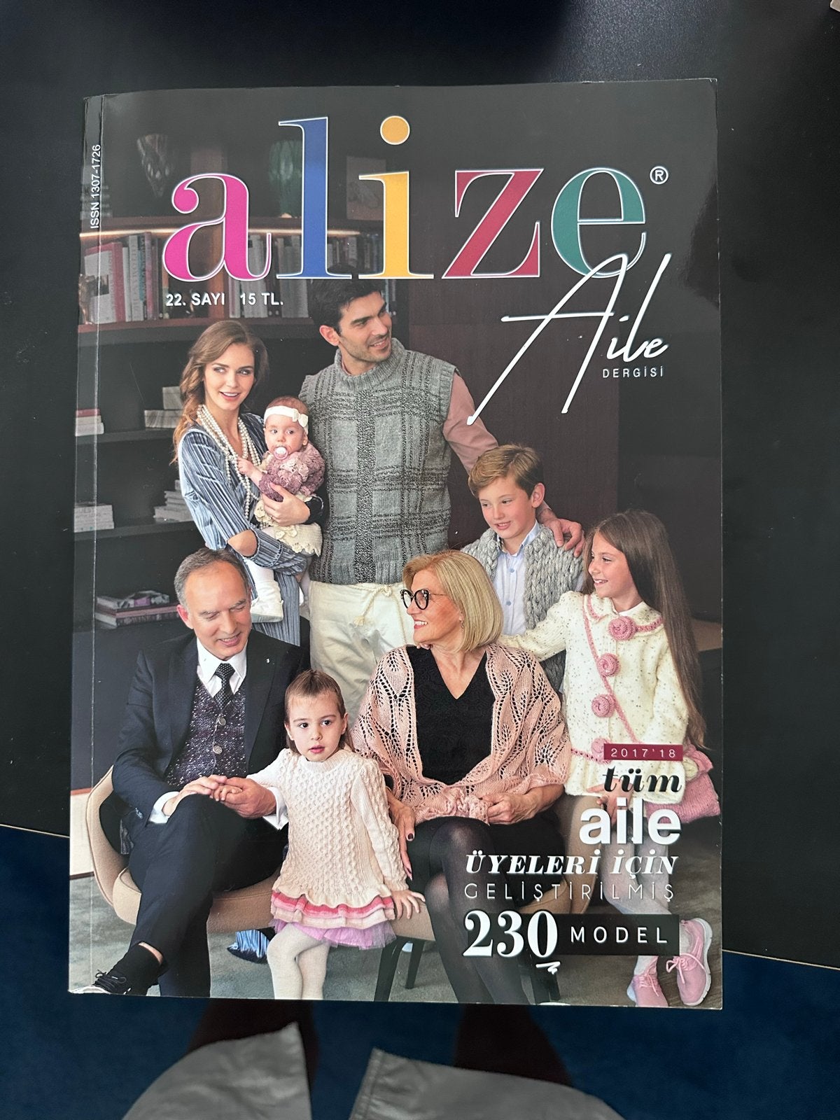 Alize Aile Dergisi Brei- en Haakpatronen Boek, Ophalen of Verzenden, Zo goed als nieuw, Breien of Haken, Patroon of Boek