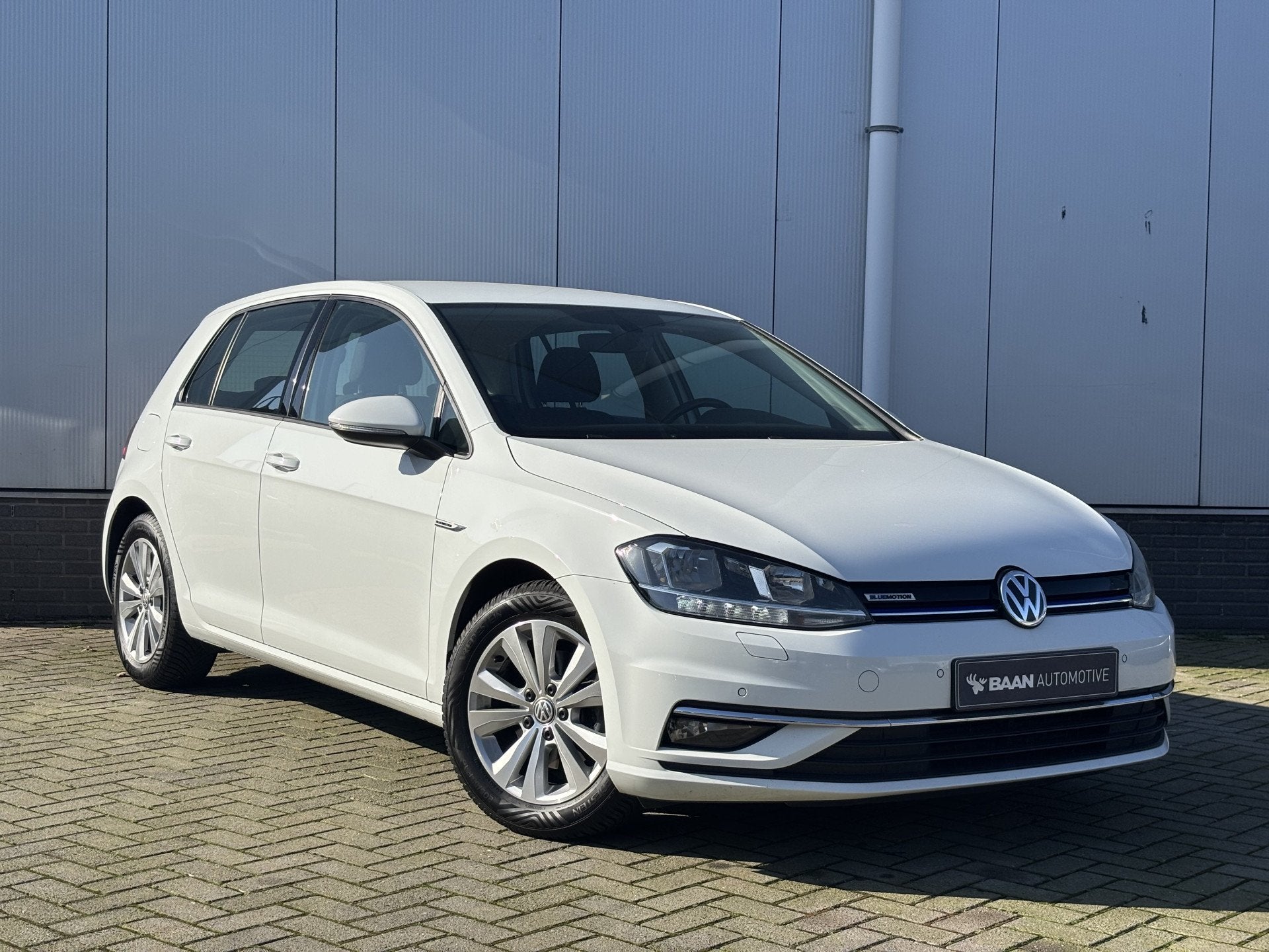 Volkswagen Golf 1.5 TSI Comfortline | Adaptive cruise | Voll, Voorwielaandrijving, Stof, Euro 6, 4 cilinders