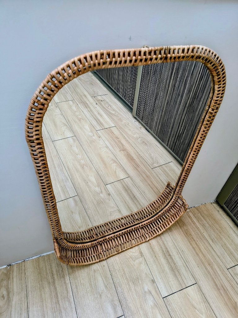 Ikea Rotan spiegel, Huis en Inrichting, Woonaccessoires | Spiegels, Ophalen, Zo goed als nieuw, Minder dan 100 cm, Rechthoekig