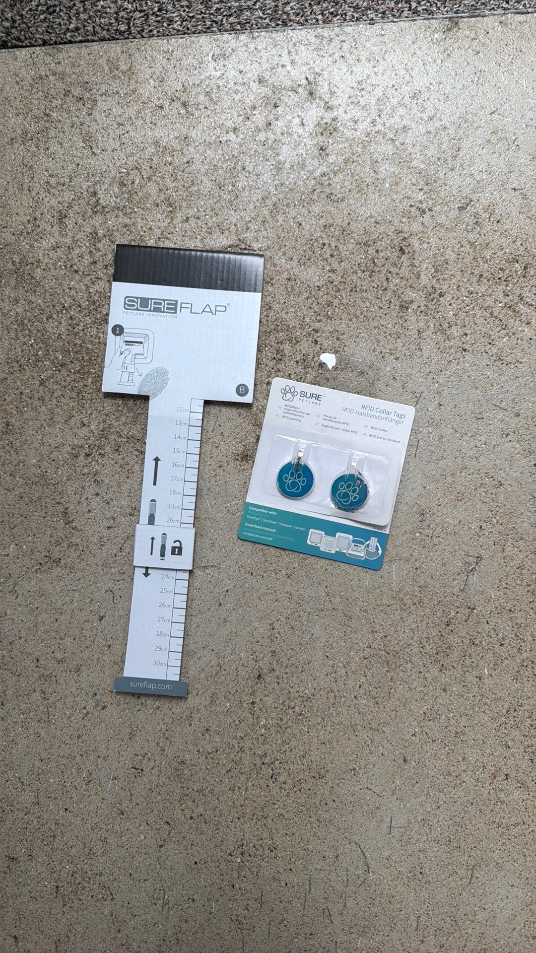 Sureflap microchip 2 rfid collar tags + gratis range tester, Ophalen of Verzenden, Zo goed als nieuw