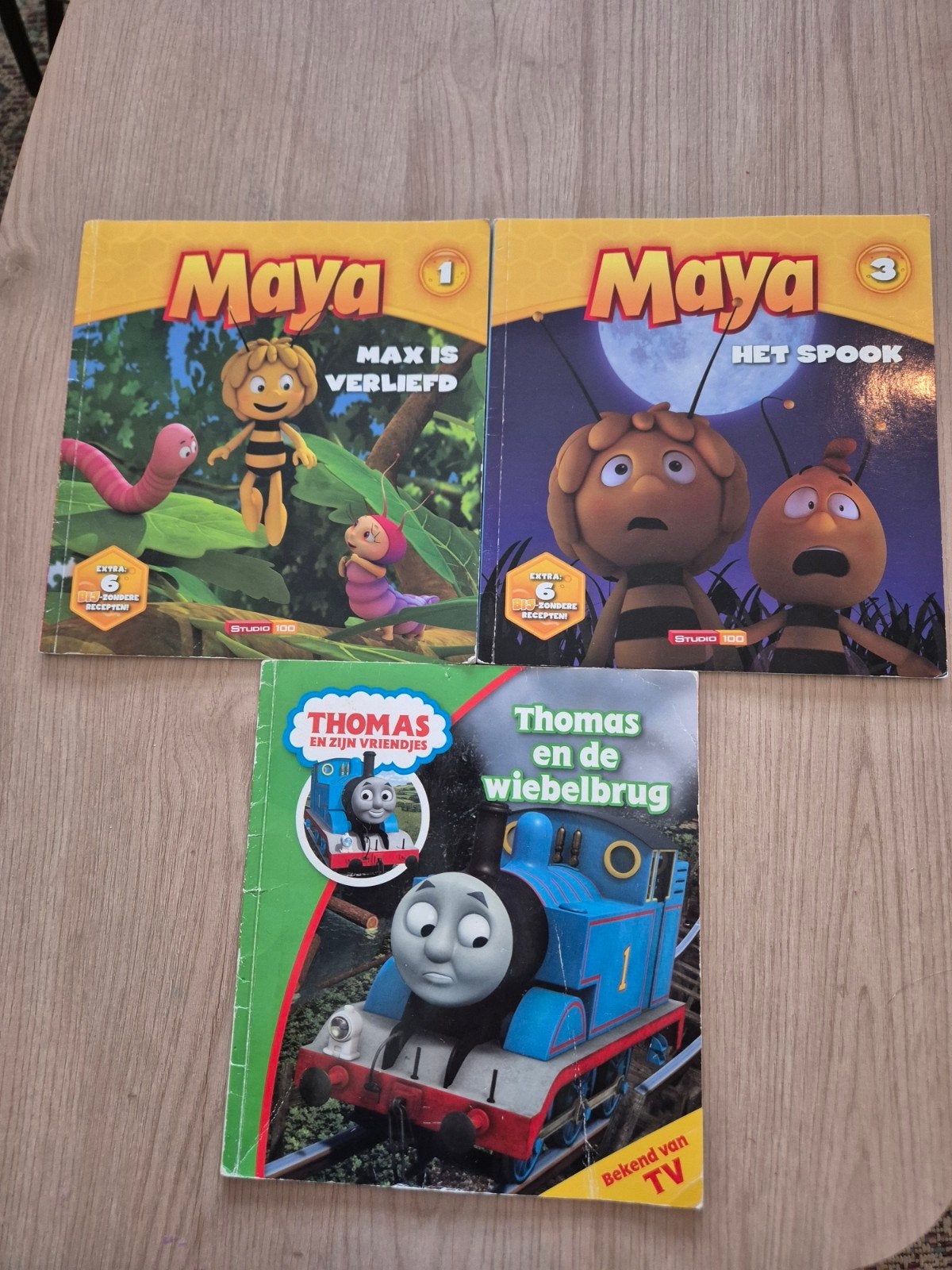 Kinderboeken: Maya de Bij en Thomas de Trein, Boeken, Ophalen, Gelezen