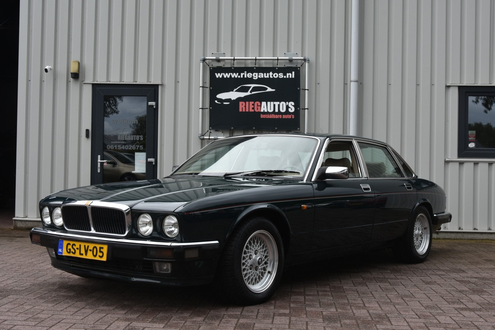 Jaguar XJ 6.0 V12 Origineel Nederlands! (bj 1993, automaat), Auto's, Automaat, Achterwielaandrijving, 320 pk, Bedrijf