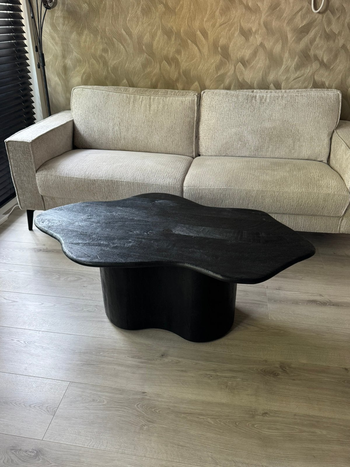 Zwarte design salontafel – unieke organische vorm, Huis en Inrichting, Ophalen, 100 tot 150 cm, 50 tot 100 cm, Zo goed als nieuw