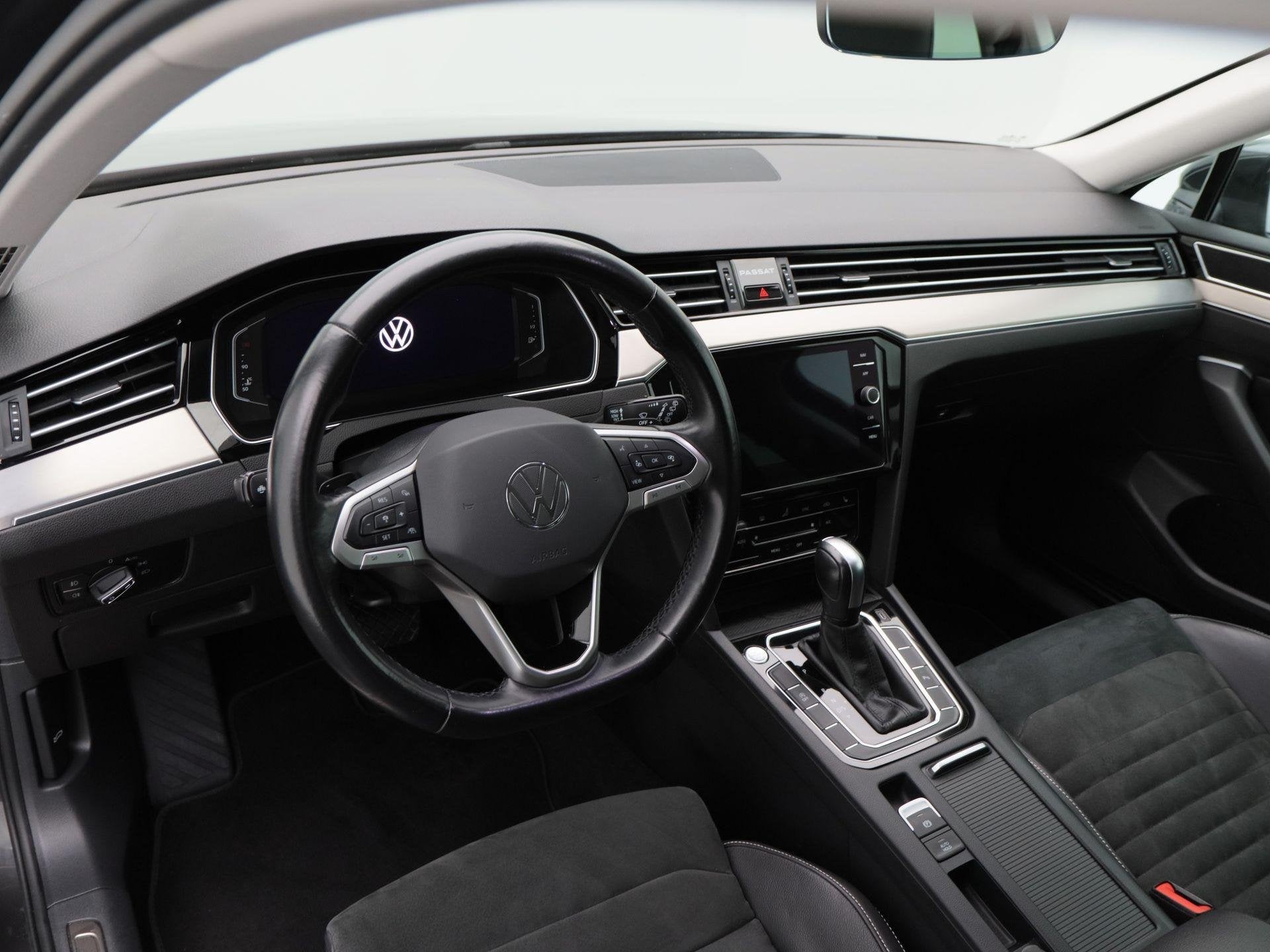 Volkswagen Passat Variant 1.5 TSi 150 Pk Automaat Business |, Auto's, 4 cilinders, 150 pk, Automatische klimaatregeling, 1379 kg