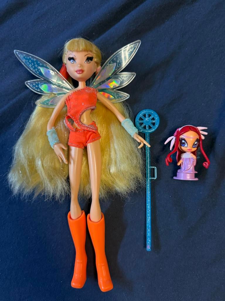 Winx Club pop met vleugels en accessoires, Kinderen en Baby's, Speelgoed | Poppen, Ophalen of Verzenden, Gebruikt, Overige typen