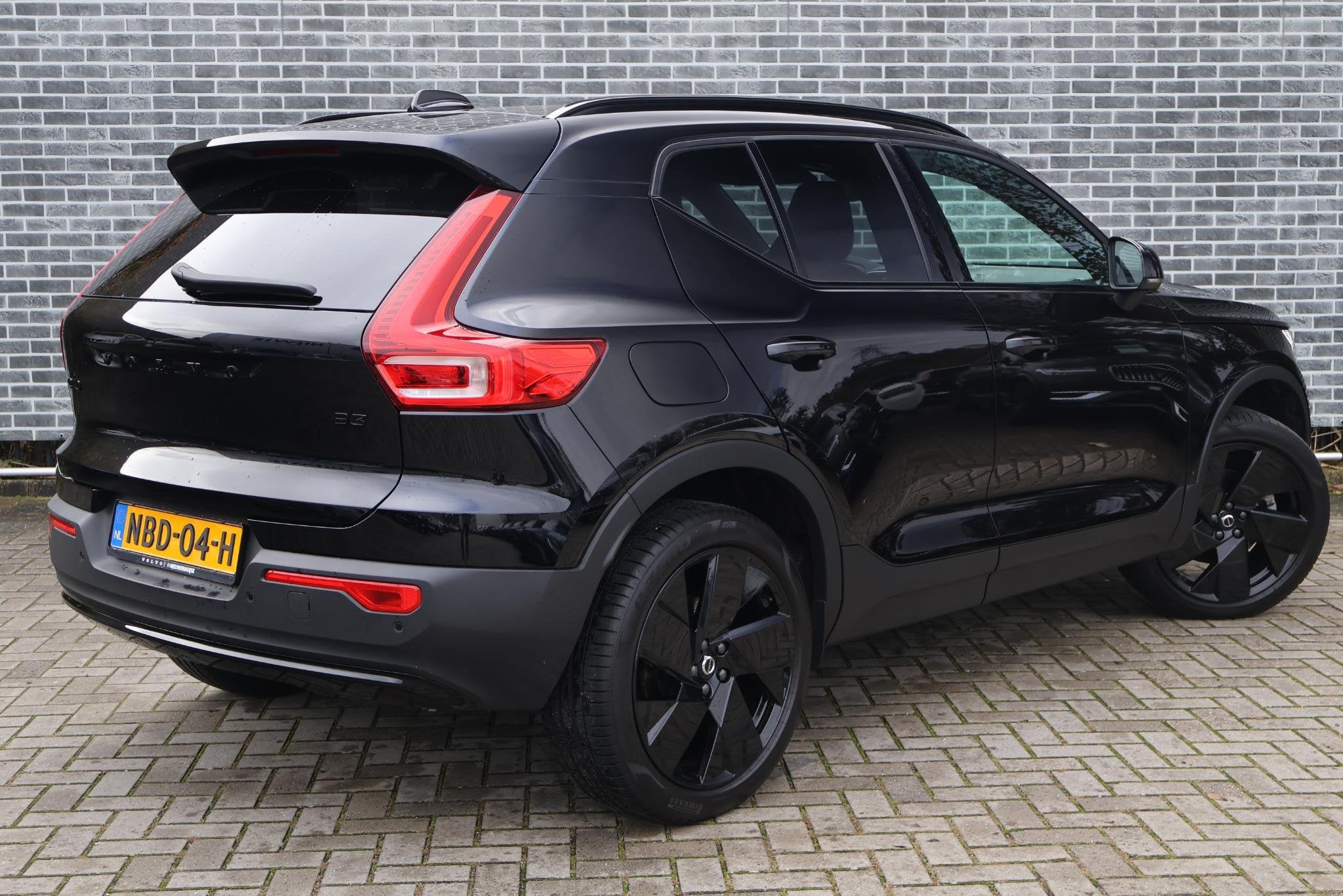 Volvo XC40 2.0 B3 Plus Black Edition | Adaptieve Cruise Cont, Auto's, Gebruikt, Euro 6, 4 cilinders, Leder en Stof