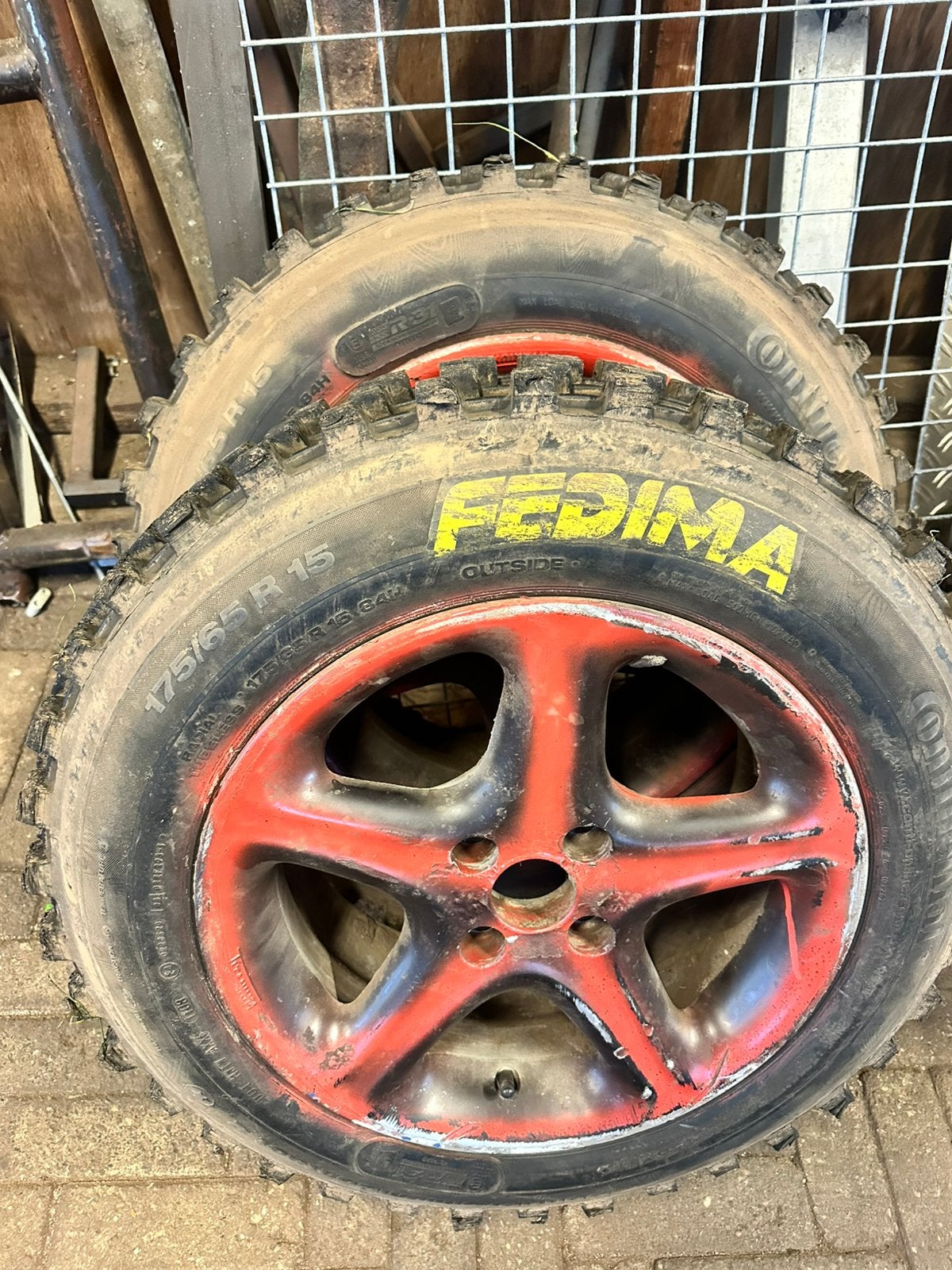 Ferdima 175/65 R15 noppenbanden, crossbanden tekoop, Ophalen, Zo goed als nieuw