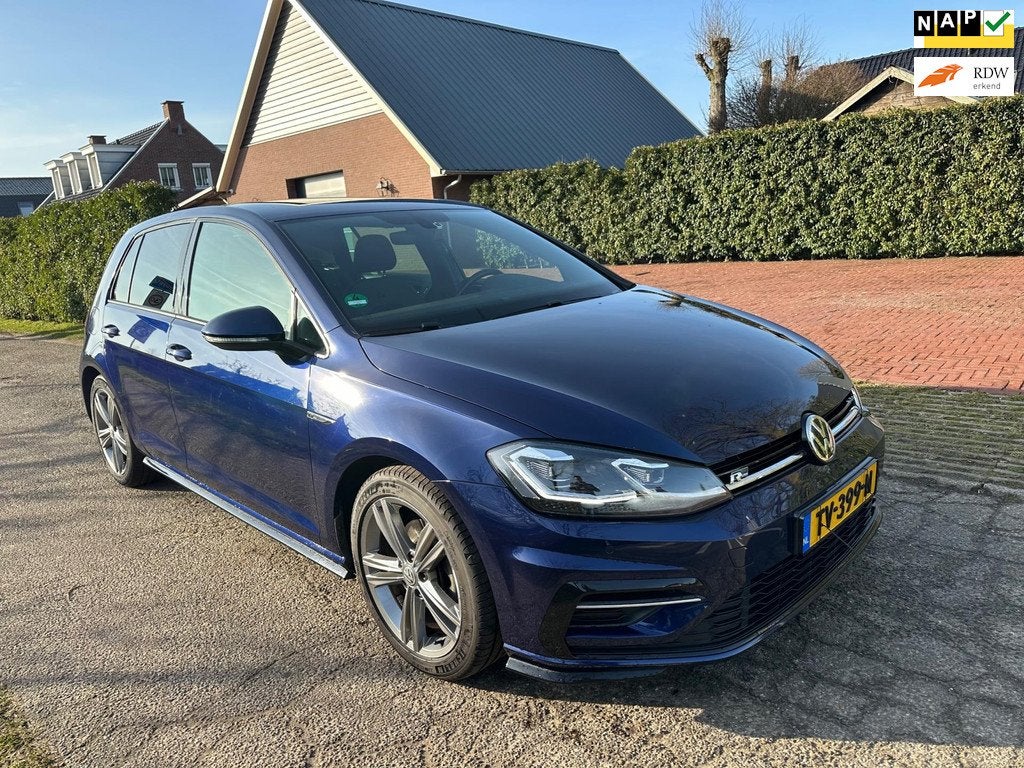 Volkswagen Golf 1.5 TSI Highline Business R line rline, Voorwielaandrijving, Automatische klimaatregeling, Euro 6, 4 cilinders