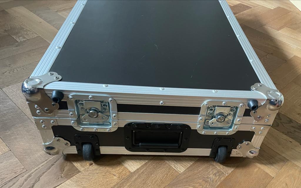 Flightcase Prodjuser XDJ-15 met wieltjes, Muziek en Instrumenten, Behuizingen en Koffers, Ophalen of Verzenden, Gebruikt, Overige instrumenten