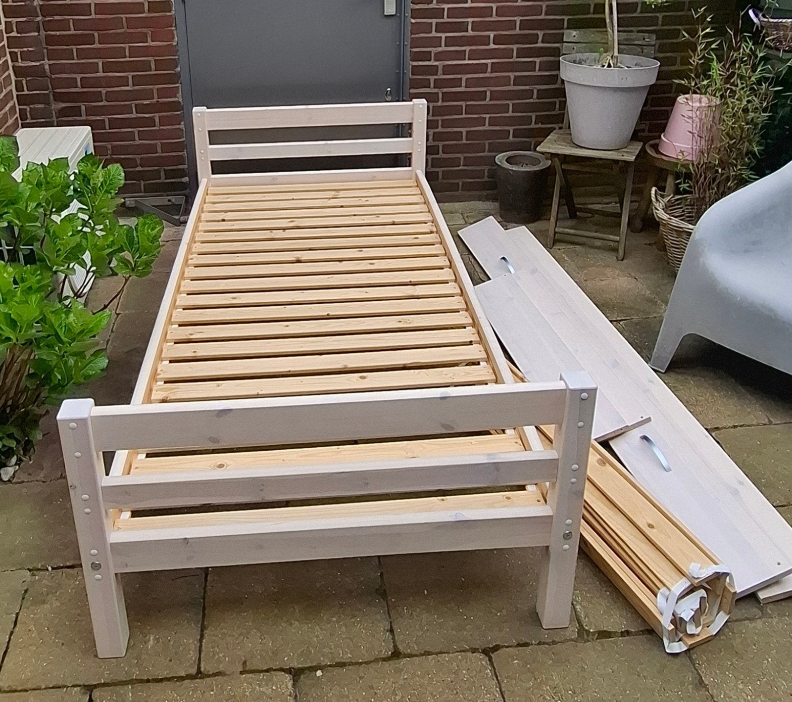 Stevig grenen eenpersoonsbed 90x200 met matraslade, Ophalen, Gebruikt, 90 cm, Eenpersoons