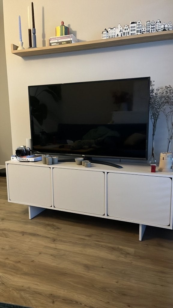 Tv-Kast, Ophalen, Overige materialen, 150 tot 200 cm, Zo goed als nieuw