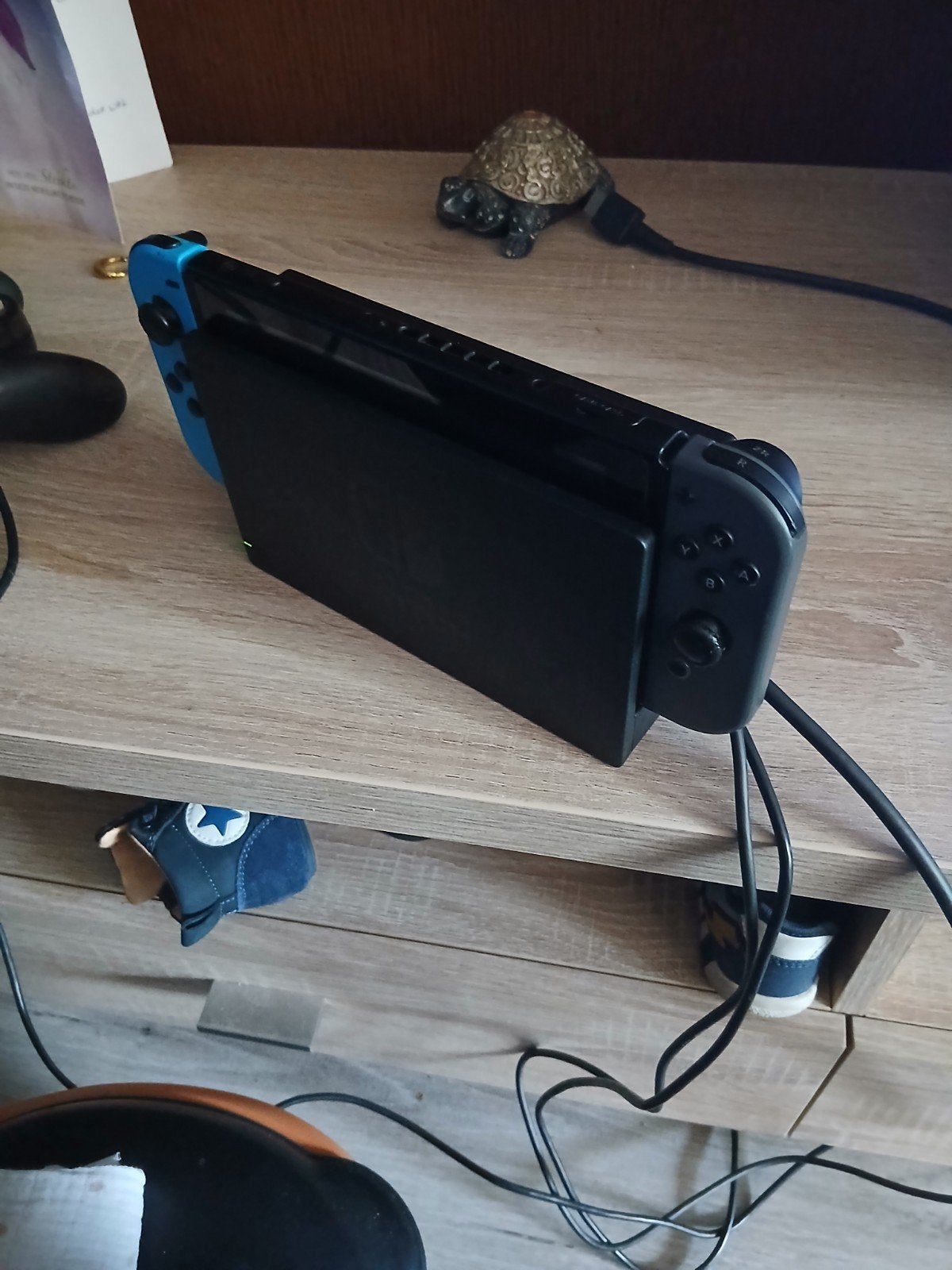 Nintendo Switch compleet met accessoires, Spelcomputers en Games, Spelcomputers | Nintendo Switch, Gebruikt, Switch Original, Met 2 controllers