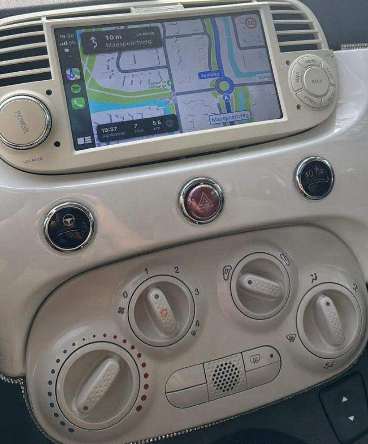Foto 2 van Fiat 500 carplay 2007 t/m 2015 + MONTAGE!