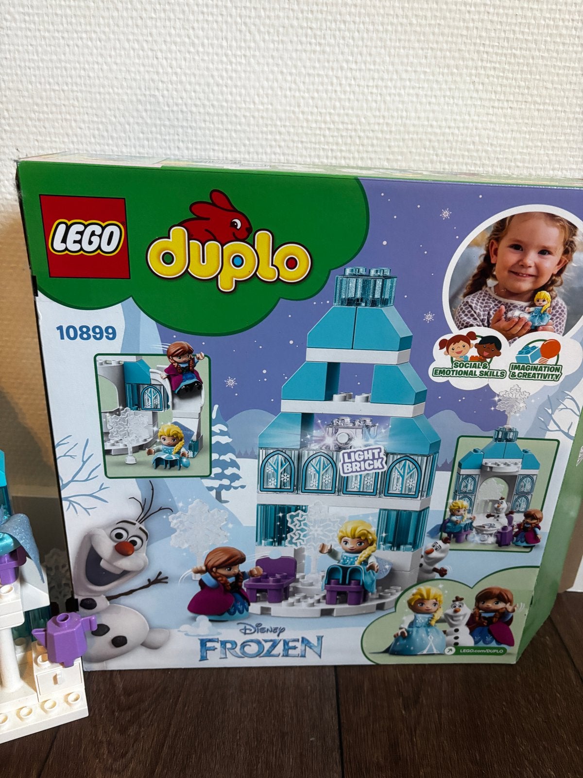 Lego Duplo Frozen Kasteel 10899 met Elsa, Anna en Olaf, Ophalen of Verzenden, Zo goed als nieuw, Compleet, Complete set
