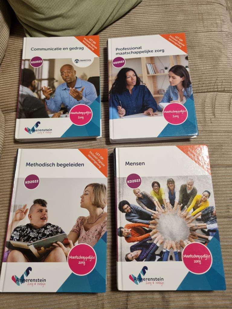 Schoolboeken Maatschappelijke Zorg KD2022 - 4-delige set, Ophalen of Verzenden, Zo goed als nieuw, Overige niveaus, Overige vakken
