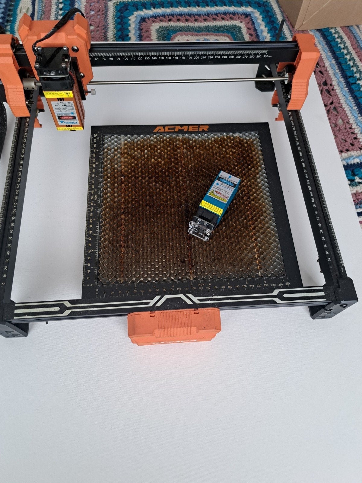 Acmer Graveermachine met Extra Module en Honingraatbed, Ophalen of Verzenden, Gebruikt