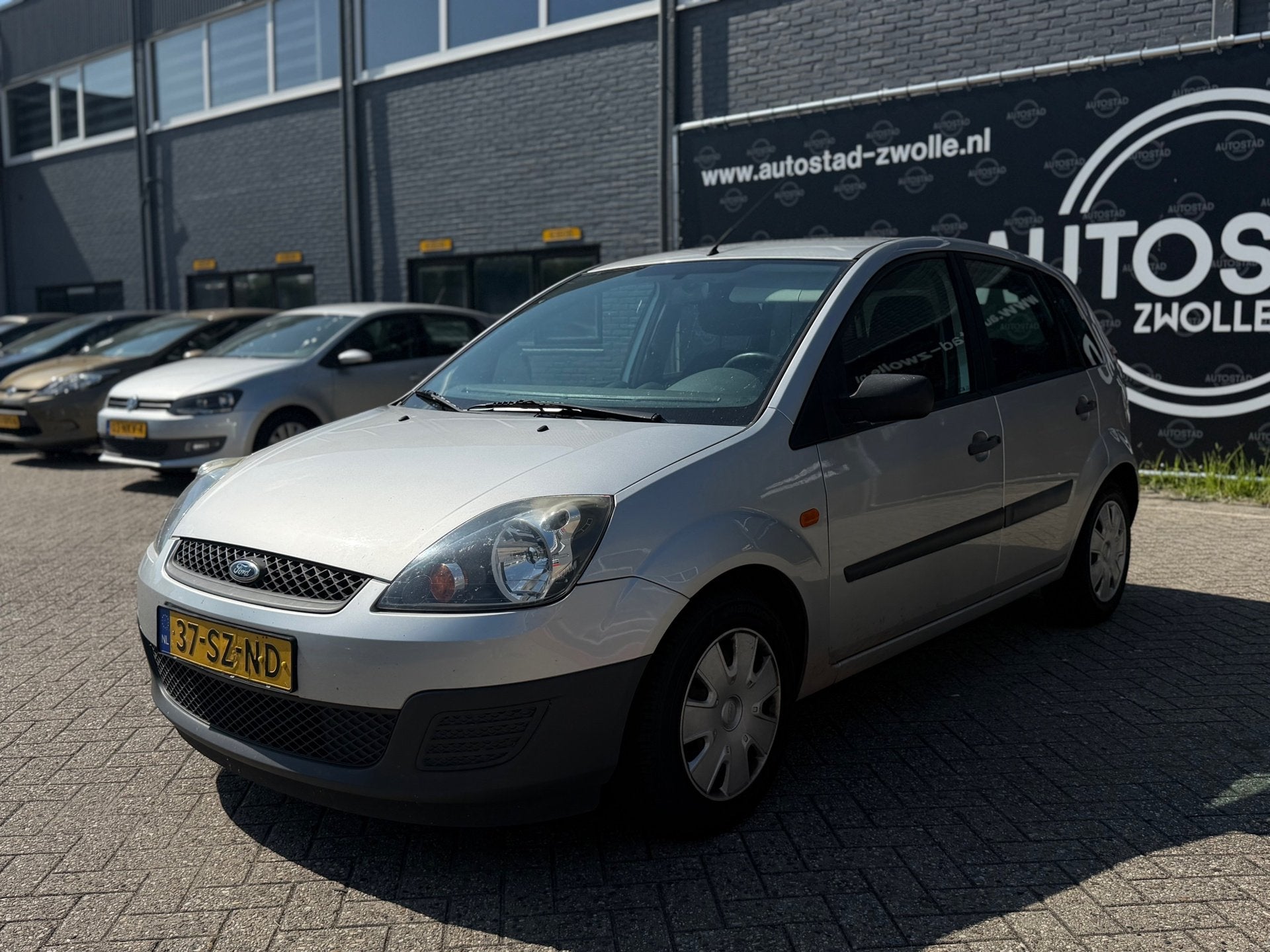 Ford Fiesta 1.3-8V Champion NL-Auto / 2e Eigenaar / NAP / Ai, 1299 cc, Stof, 40 €/maand, Zwart