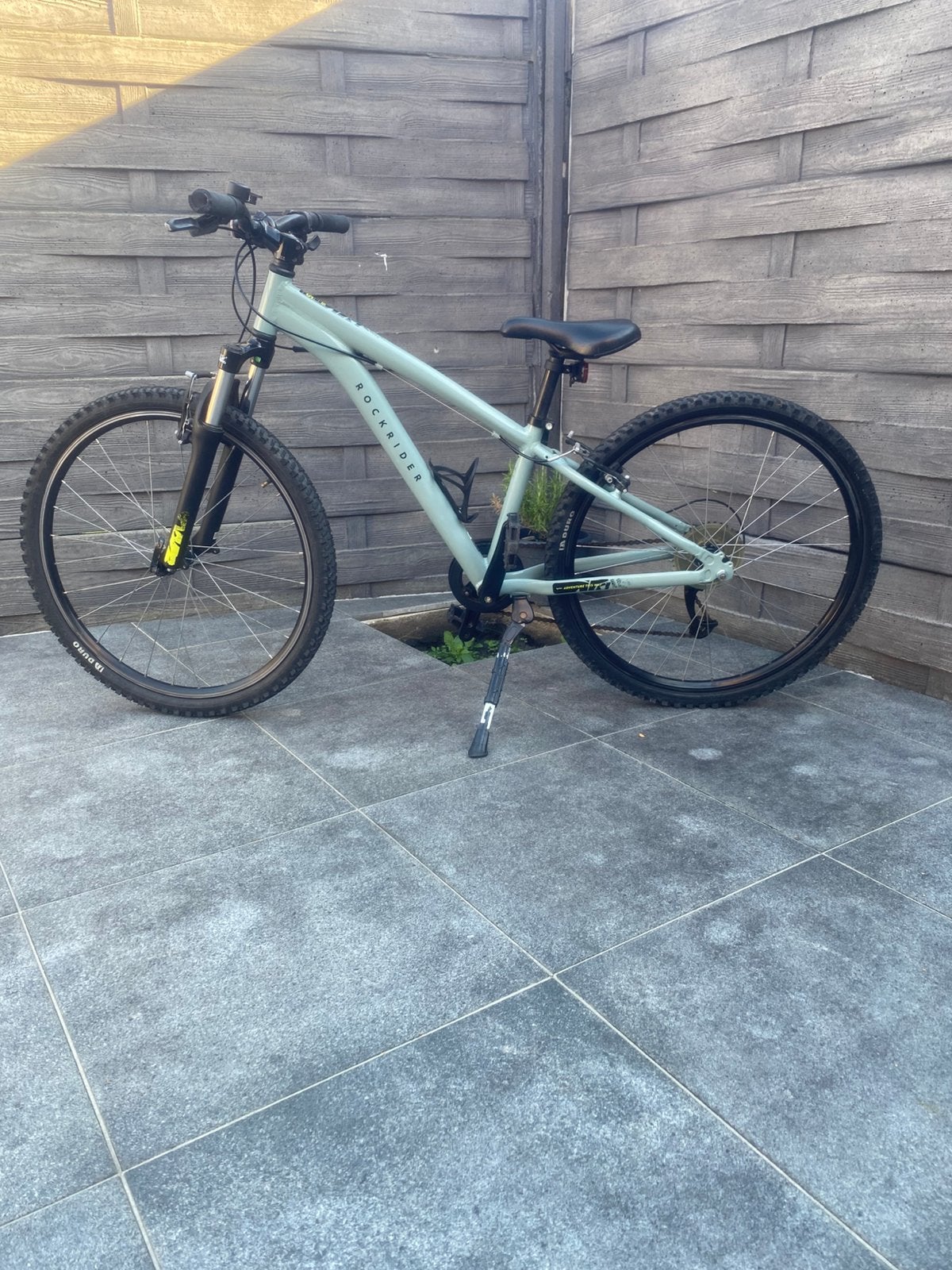 B-Twin Rockrider ST500.  26 inch jongensfiets, Fietsen en Brommers, Fietsen | Jongens, Ophalen, Zo goed als nieuw, 26 inch of meer