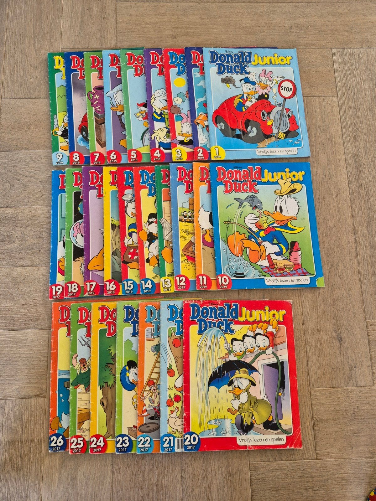 Donald Duck Junior - 2 jaargangen - Compleet, Boeken, Stripboeken, Gelezen, Complete serie of reeks, Ophalen of Verzenden
