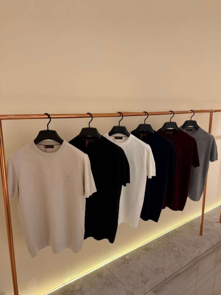 T-shirt 2026 LV Loui CD Dior Prada Fendi Casa Amiri, Ophalen of Verzenden, Zo goed als nieuw, Overige maten, Zwart