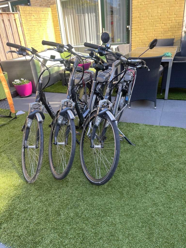 Elektronische fietsen 3 keer 2 dames fietsen 1 heren fiets, 56 cm of meer, Ophalen of Verzenden, Zo goed als nieuw