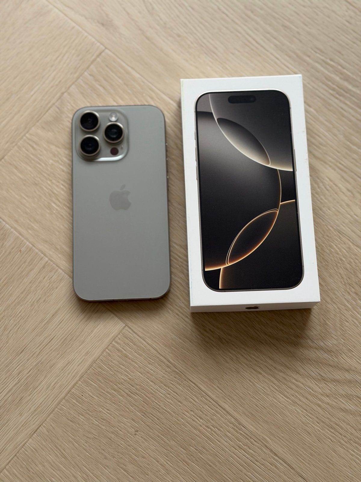 iPhone 16 Pro 128 GB - Zo goed als nieuw, IPhone 16 Pro, 128 GB, 89 %, Ophalen of Verzenden