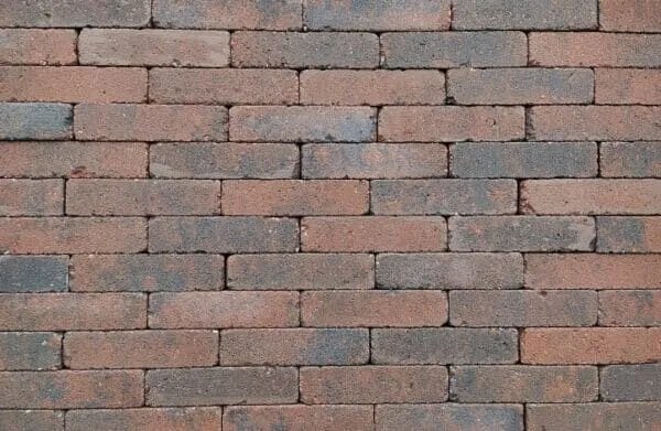 Gezocht: Klinkers, 13m2, bij voorkeur gebakken of getrommeld, Ophalen of Verzenden, Zo goed als nieuw, Beton, Klinkers