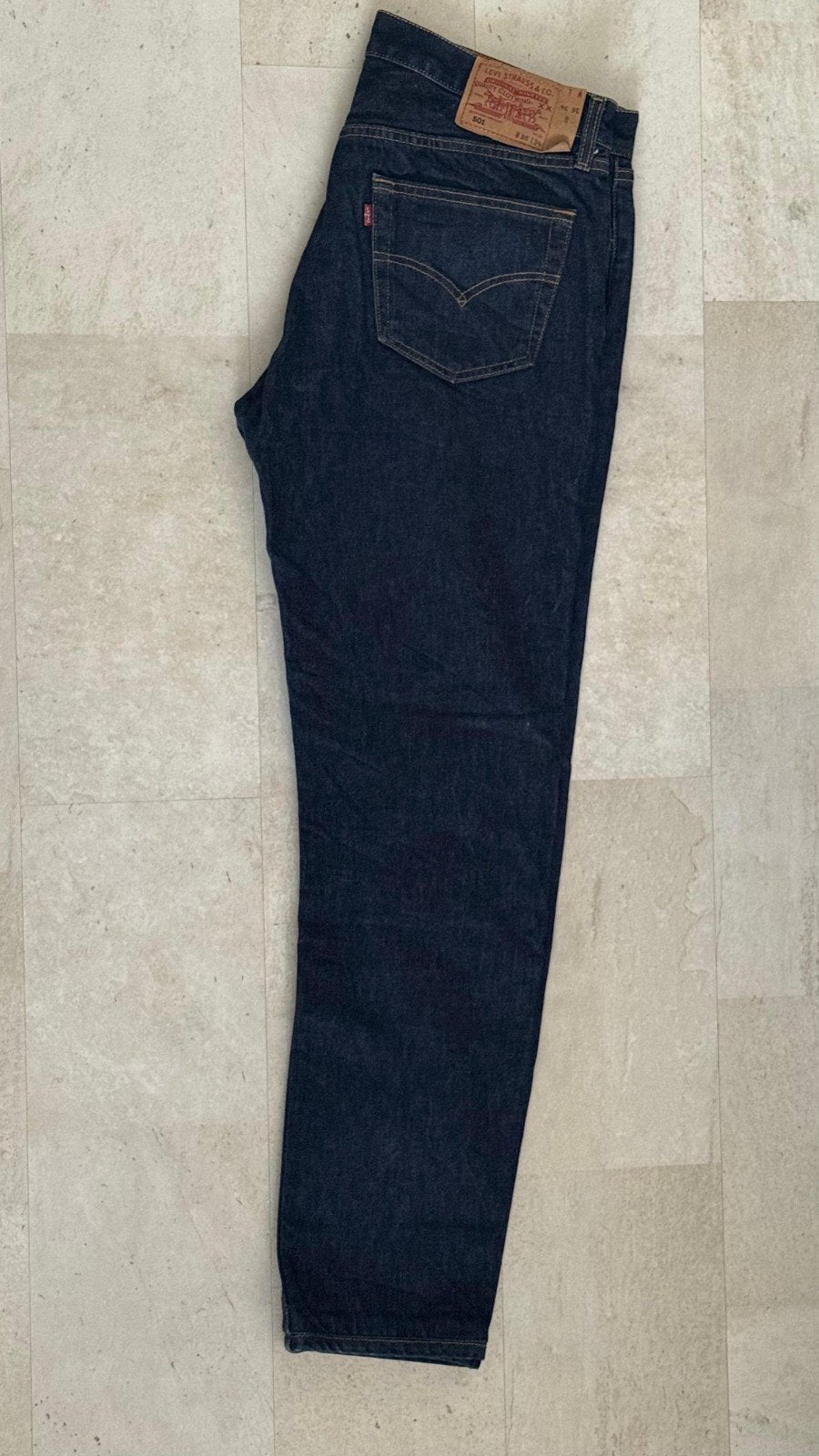 Levi's 501 donker blauw W36 L34, Ophalen of Verzenden, Zo goed als nieuw, Blauw