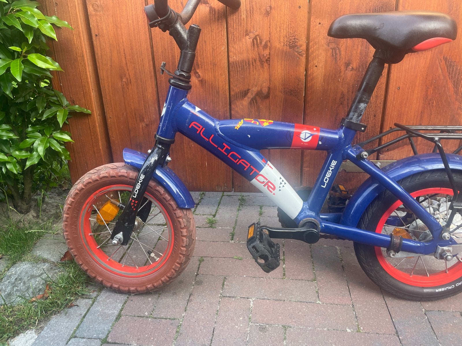 Loekie Alligator Kinderfiets - Blauw, 16 inch, Ophalen of Verzenden, Gebruikt, Terugtraprem, 16 tot 20 inch