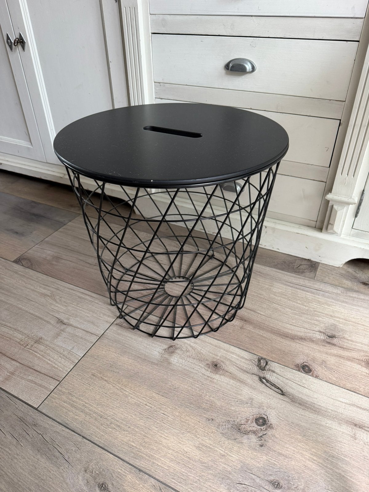 IKEA KVISTBRO Opbergtafel / Bijzettafel zwart (44 cm), Ophalen, Zo goed als nieuw, Rond, Minder dan 55 cm