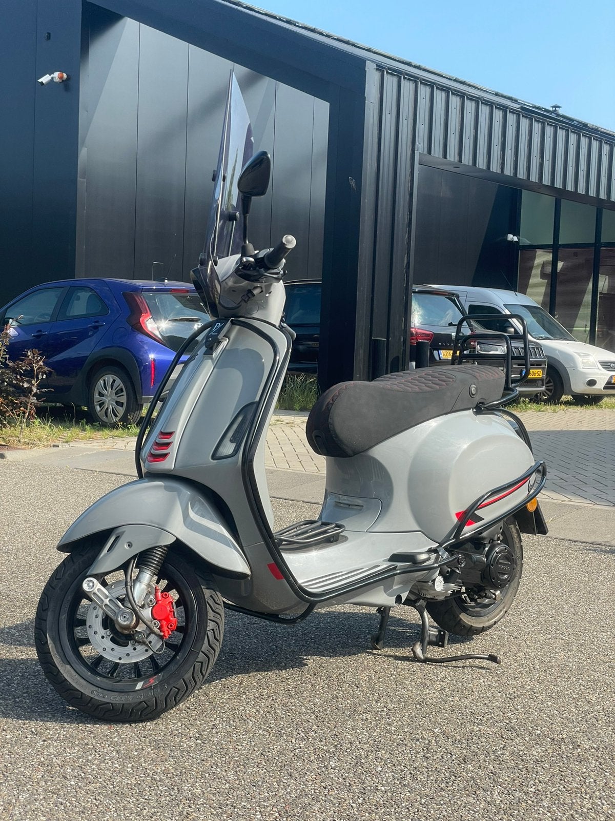 Vespa sprint 2020, Fietsen en Brommers, Brommers | Vespa, Zo goed als nieuw, Ophalen
