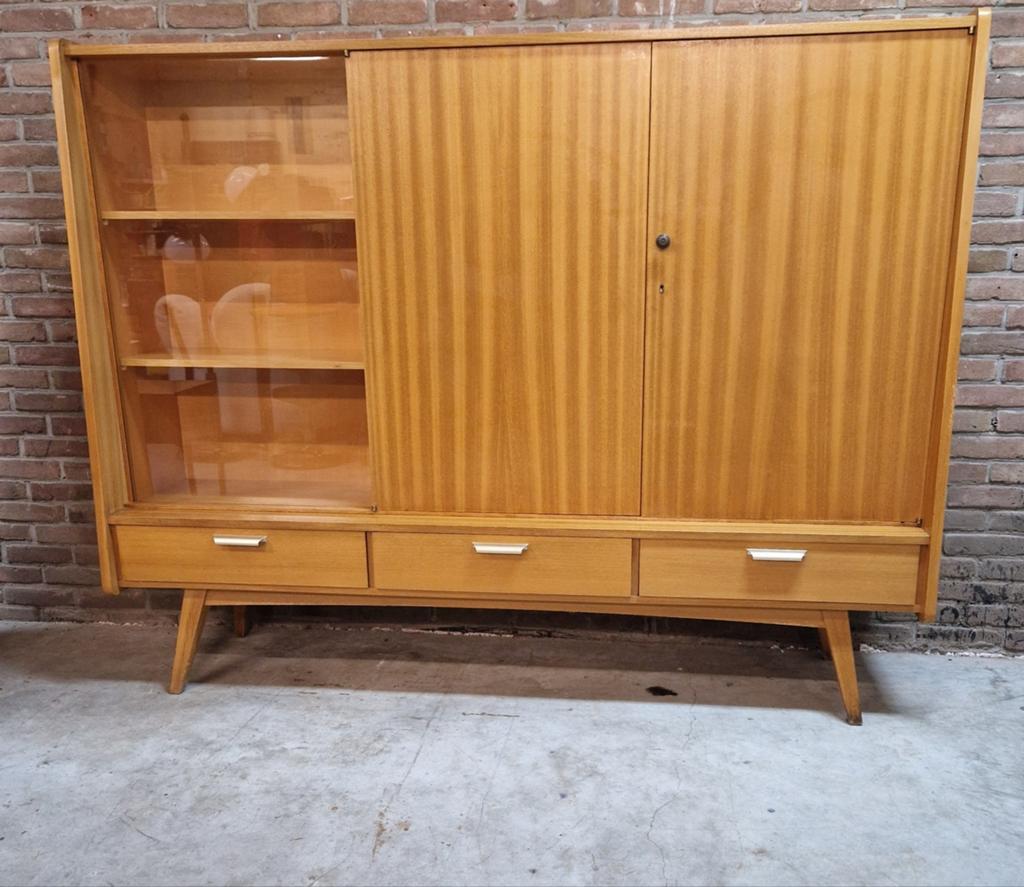 Vintage wandkast tvkast retro kast jaren 50 servies kast, Verzamelen, Ophalen of Verzenden, Huis en Inrichting