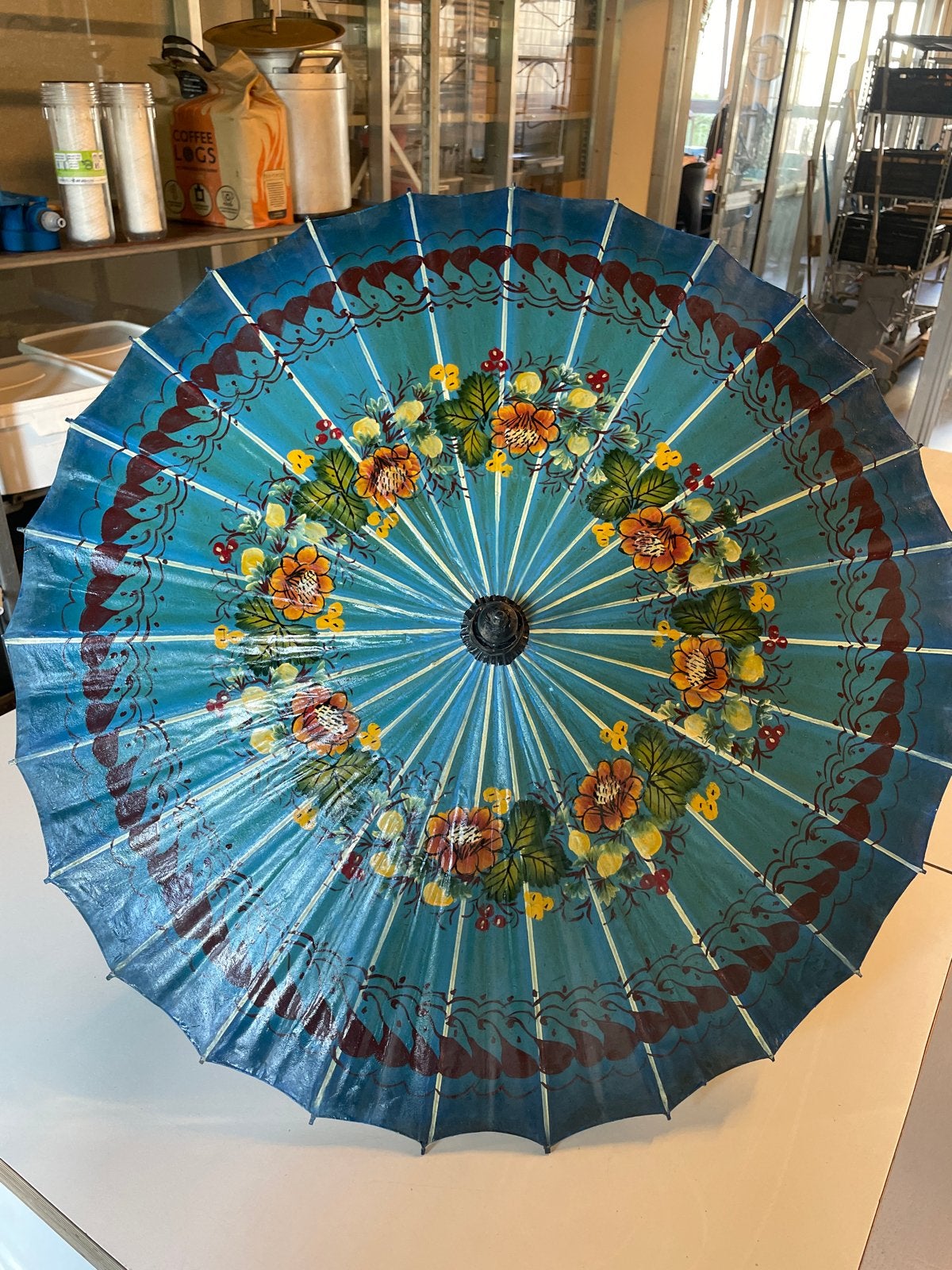 Handgemaakte Oosterse Parasol met Bloemenprint, Ophalen, Meerkleurig, Natuurlijk materiaal, Oosters