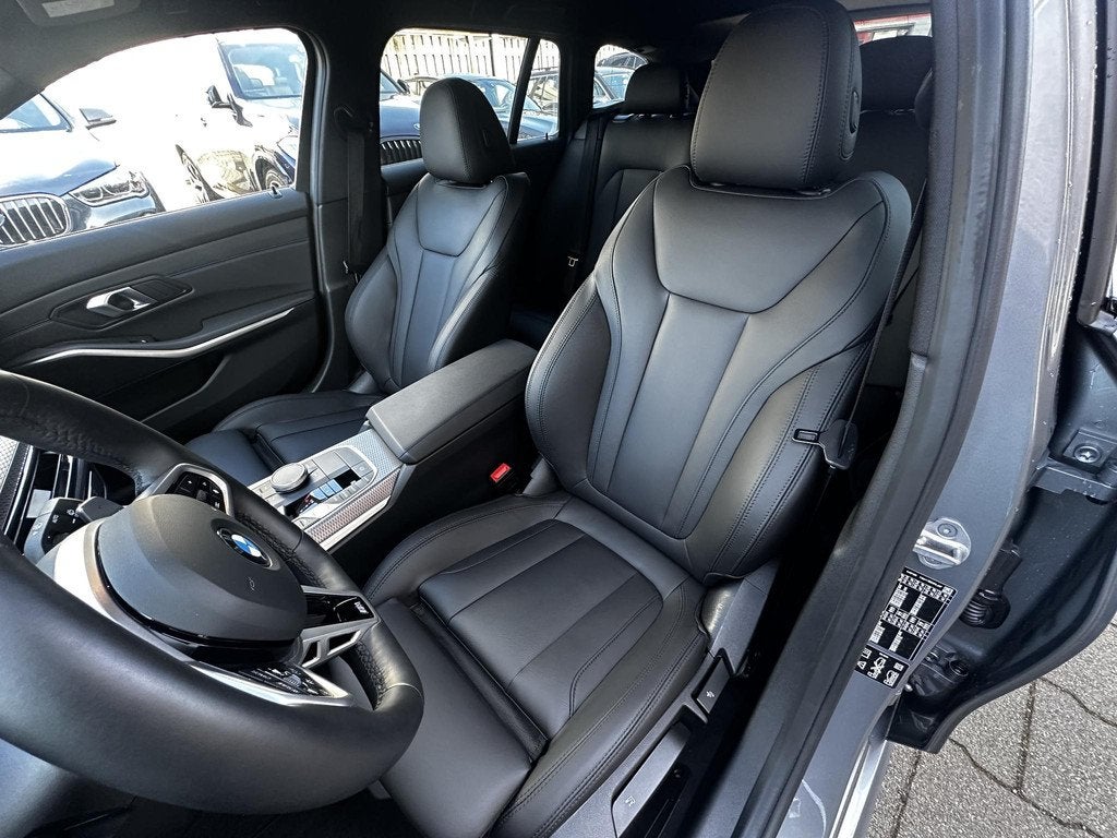 BMW 3-serie Touring 330i xDrive M-Sport Leder|AdaptiefCruise, Automaat, 1998 cc, Euro 6, 4 cilinders