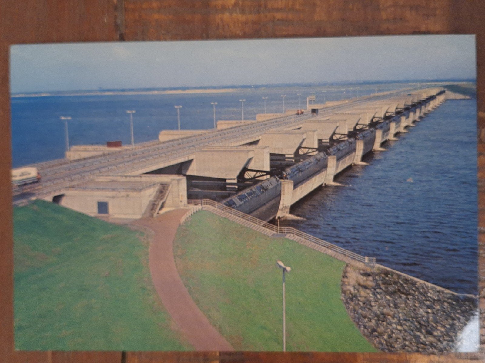 Stellendam - Haringvlietsluizen, Ophalen of Verzenden, Gelopen, Zuid-Holland