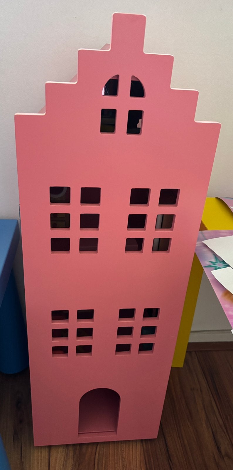 Hema grachtenpand poppenhuis met meubels, Ophalen, Zo goed als nieuw, Poppenhuis