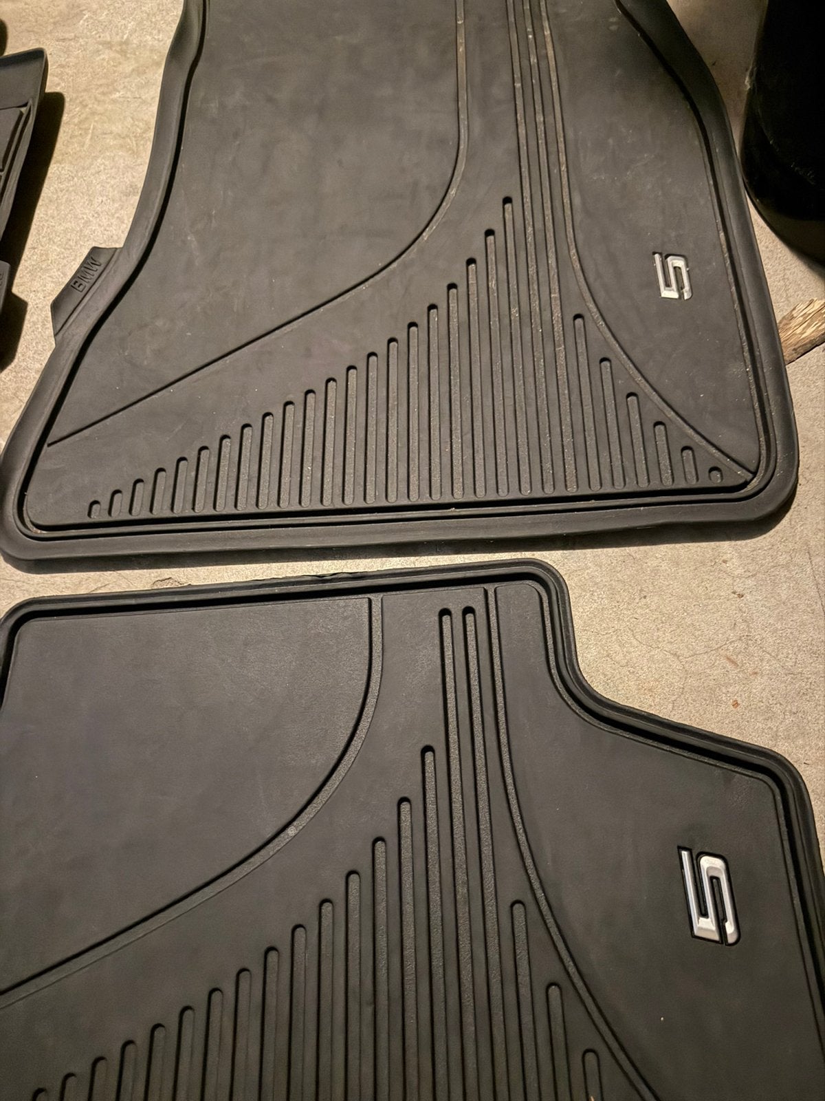 Bmw 5 serie rubber auto vloermat en kofferbakmat, Ophalen of Verzenden, Zo goed als nieuw