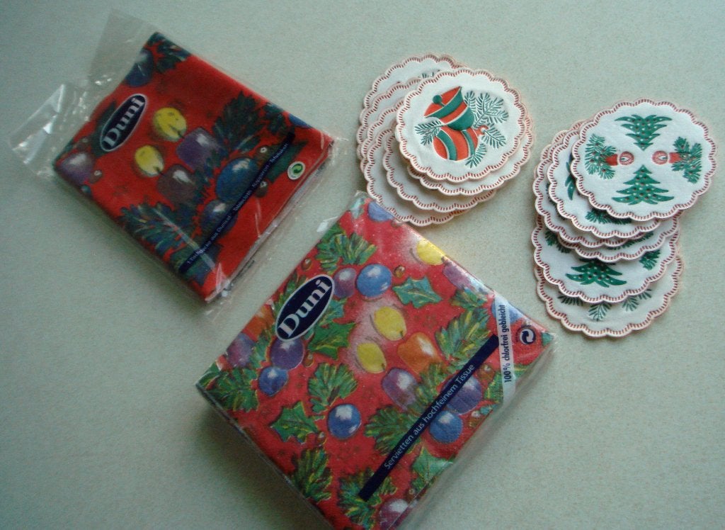 retro papieren kleedje servetten onderzetters Kerst € 6,50, Ophalen of Verzenden, Zo goed als nieuw
