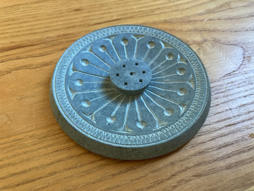 Wierookhouder rond speksteen doorsnee 10 cm, Overige materialen, Nieuw, Ophalen of Verzenden, Groen
