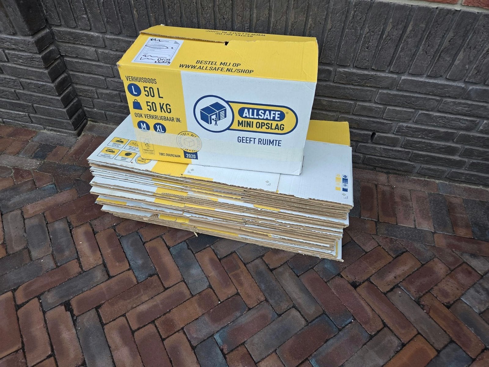 28 Verhuisdozen (Allsafe & Action) - Zo goed als nieuw, Ophalen, Doos, Opvouwbaar, Minder dan 50 cm