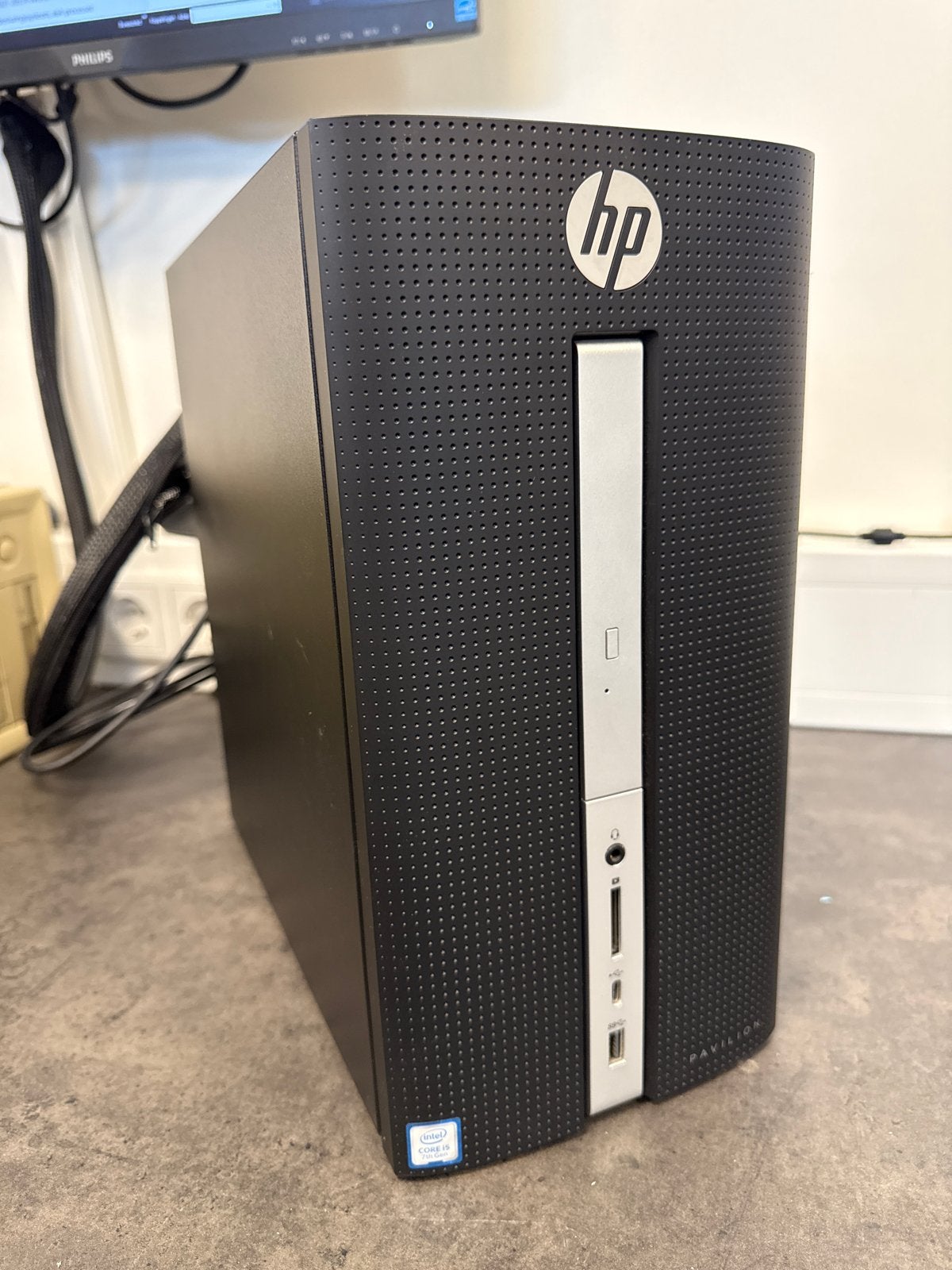 HP Pavilion Desktop PC 570-p0xx - Intel Core i5-7400, Gebruikt, 8 GB, Ophalen of Verzenden, SSD