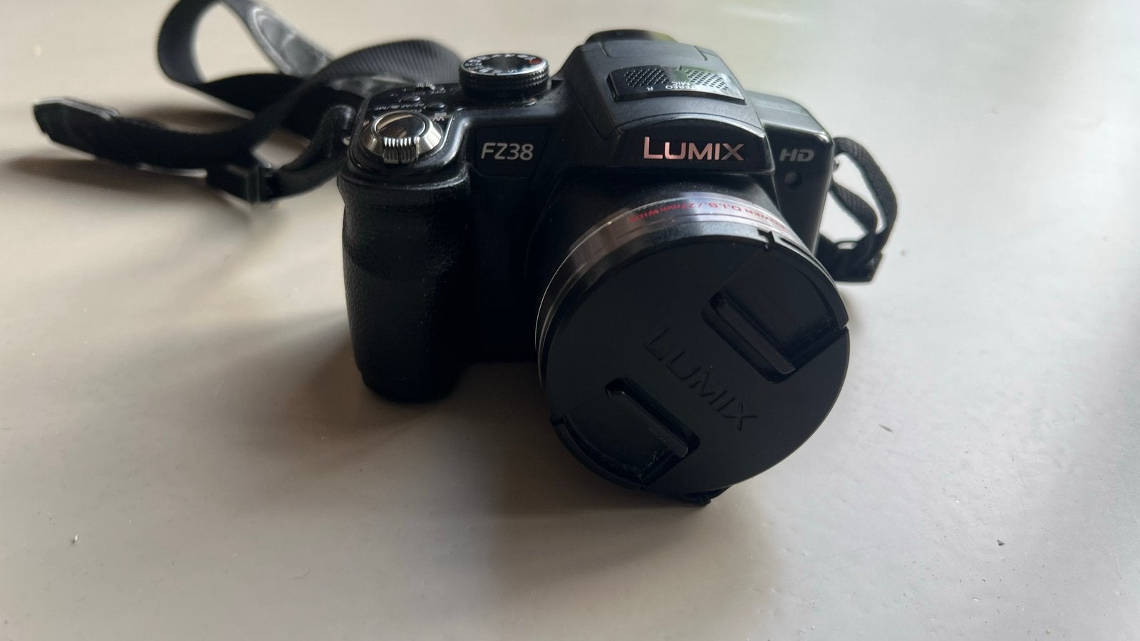 Panasonic Lumix DMC-FZ38 camera, 18x optische zoom, Gebruikt, Panasonic, Beeldstabilisatie, Ophalen of Verzenden