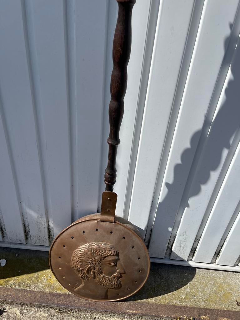 Oude koperen pan met houten steel, Ophalen of Verzenden, Koper