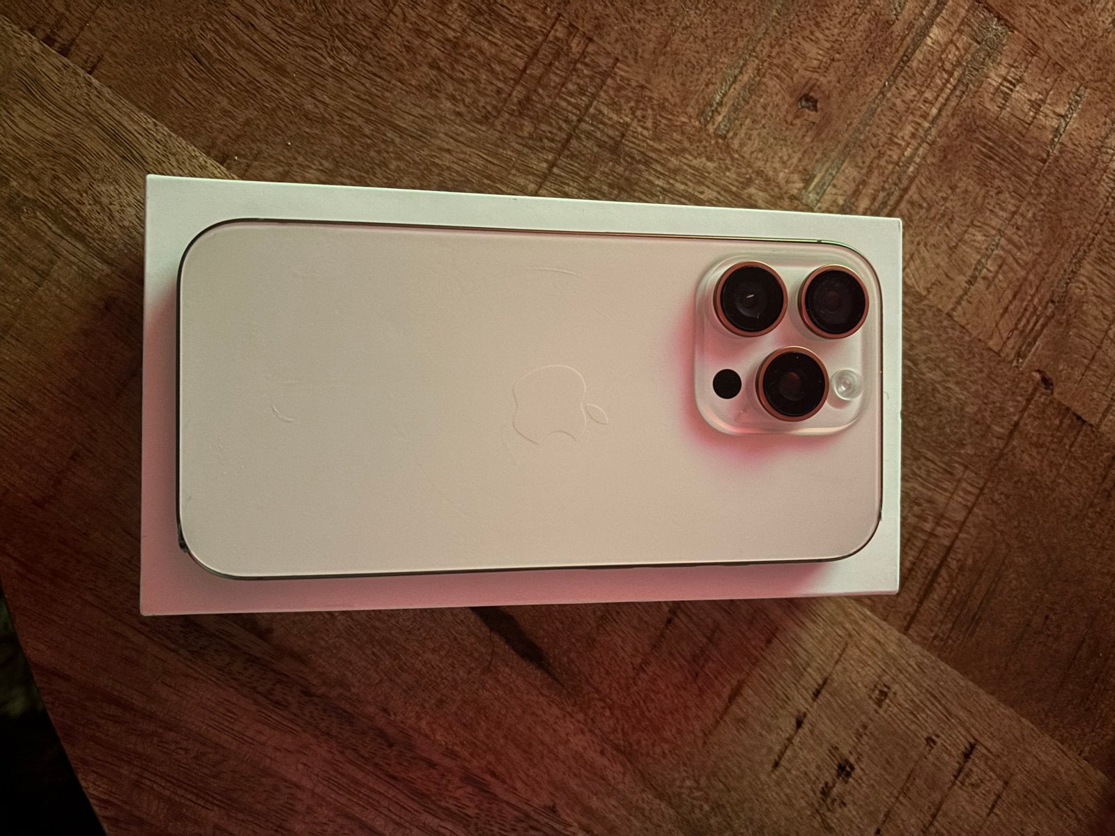 iPhone 16 Pro - Zo goed als nieuw
