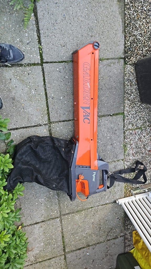 Vintage Flymo GardenVac GV650 bladblazer / bladzuiger, Gebruikt, Met opvangzak, Handgedragen, Ophalen of Verzenden