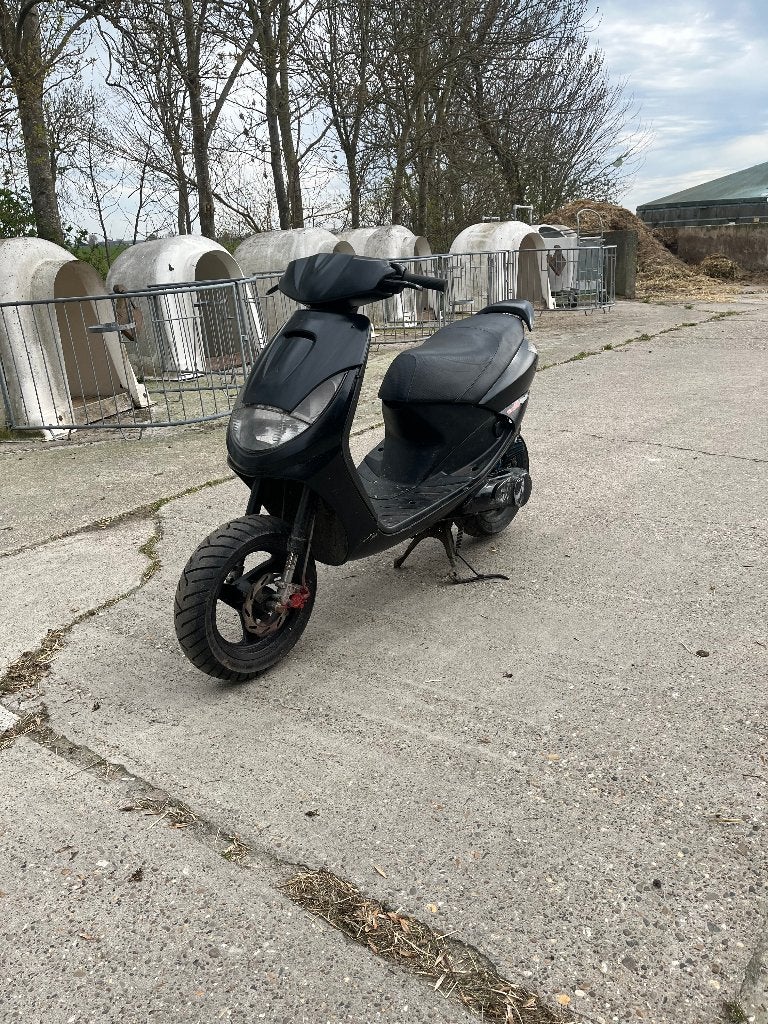 vivacity 70cc (loopt niet), Ophalen, 70 cc, Zo goed als nieuw, Benzine