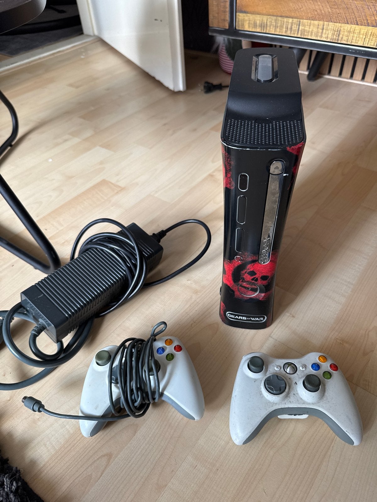 Xbox 360 met 250GB HDD, 2 controllers en 20 games, Spelcomputers en Games, Gebruikt, Overige genres, 2 spelers, Eén computer